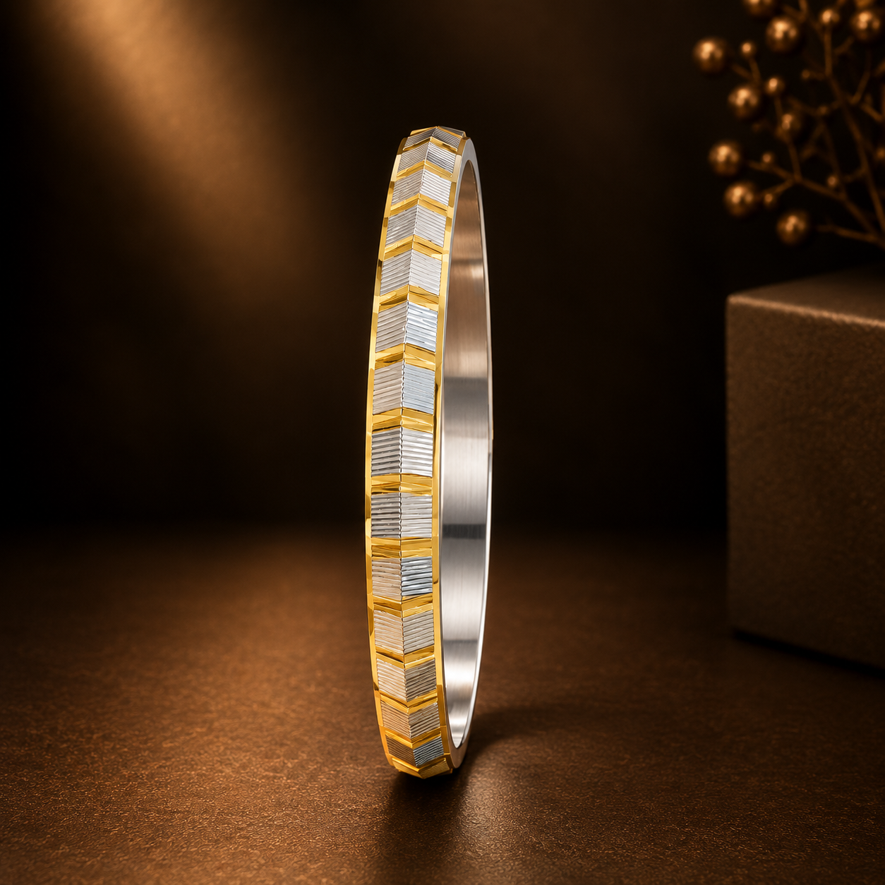 Silver Men’s Chevron Edge Two-Tone Kada